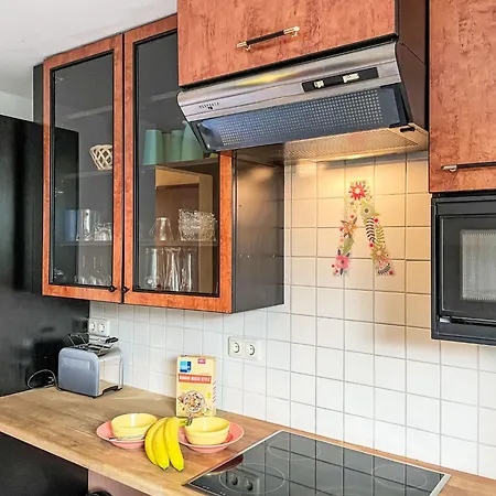 Semesterbostad Bella By Interhome